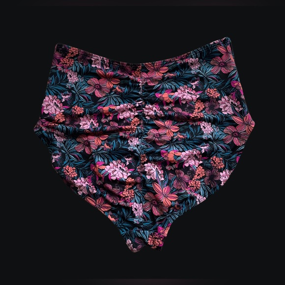 Venus: Black Floral Hi Rise Bikini Bottoms - Picture 16 of 17